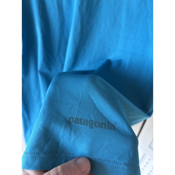 Patagonia Womens S Teal Tee Shirt Blue Baselayer Lightweight Crewneck Cool - Picture 3 of 4